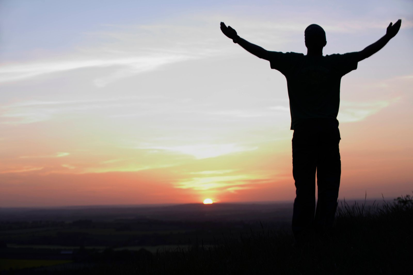 Learning Management System: Mobile and Web Technology in Industry 4.0